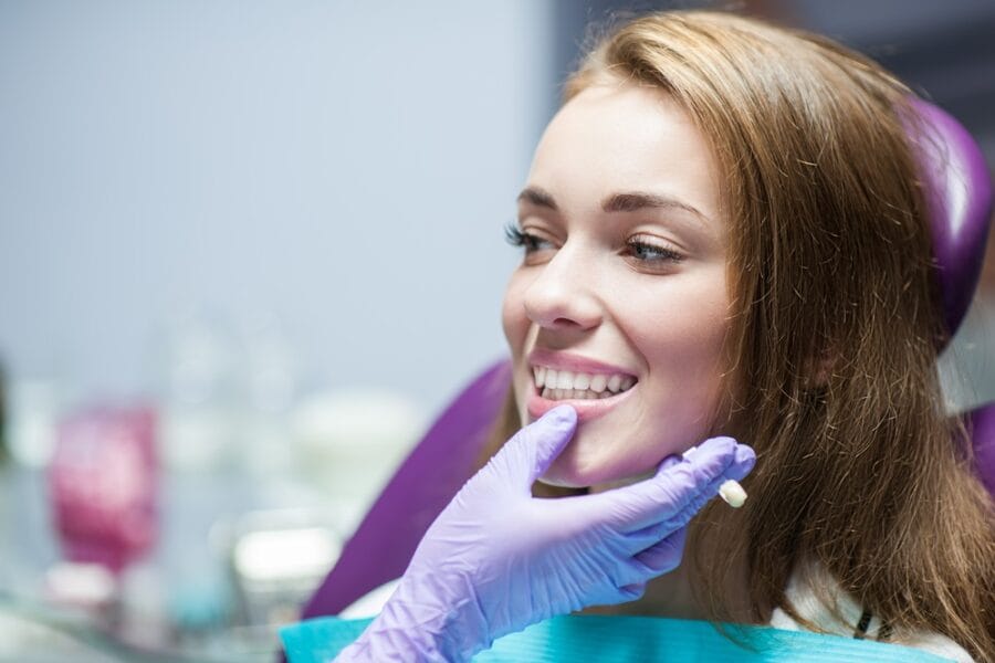 What does a Retainer do? 4 Major Benefits of Orthodontic Retention